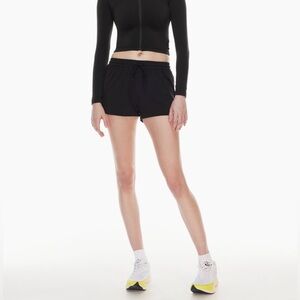 ✨ NEW ✨ TNA ACTION TNAMOVE DISTANCE 3” SHORT